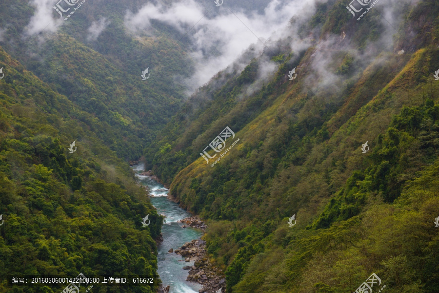 独龙江大峡谷