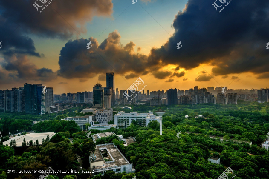 深圳南山区,黄昏