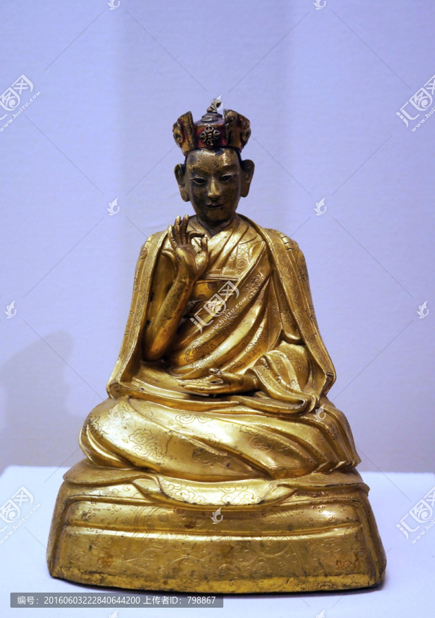 18世纪鎏金铜白丹意希宁波坐像