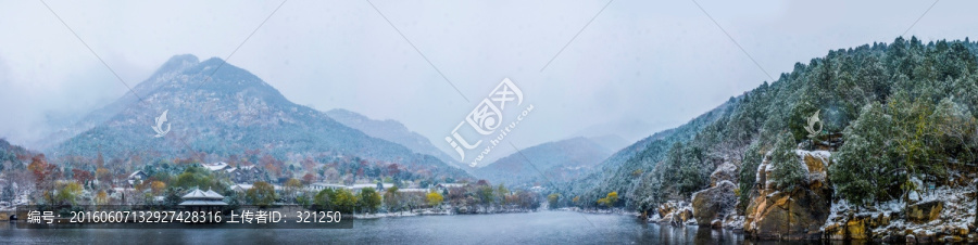 泰山黑龙潭水库雪景