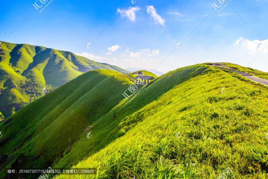 武功山蓝天绿地