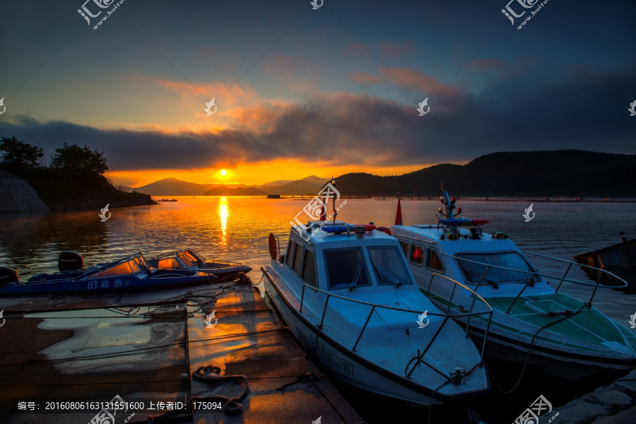 桓龙湖日出