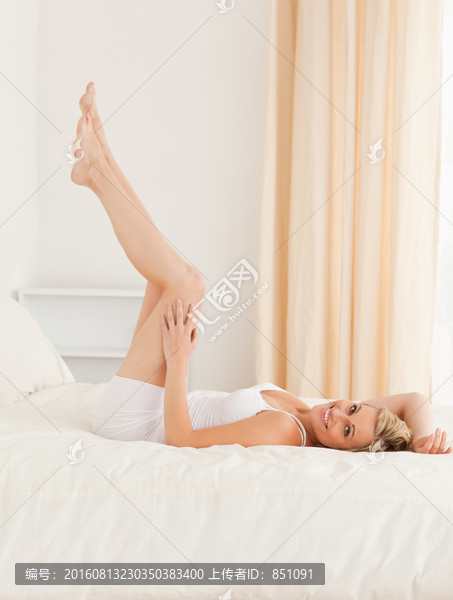 居家的女性-匯圖網(wǎng) fosd68.com 居家的女性