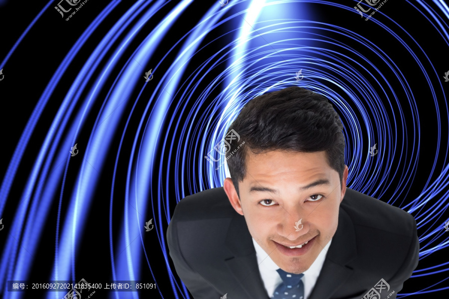 微笑亞洲商人的復合形象