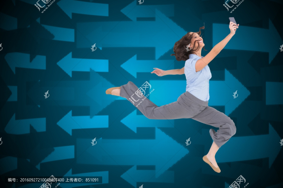 女商人跳躍的復(fù)合形象