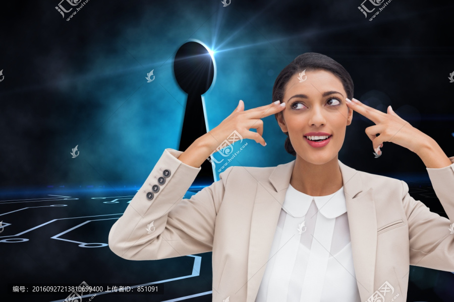 女商人雙手指著眼睛的復(fù)合形象