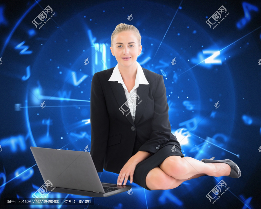 商人使用筆記本電腦的復合形象