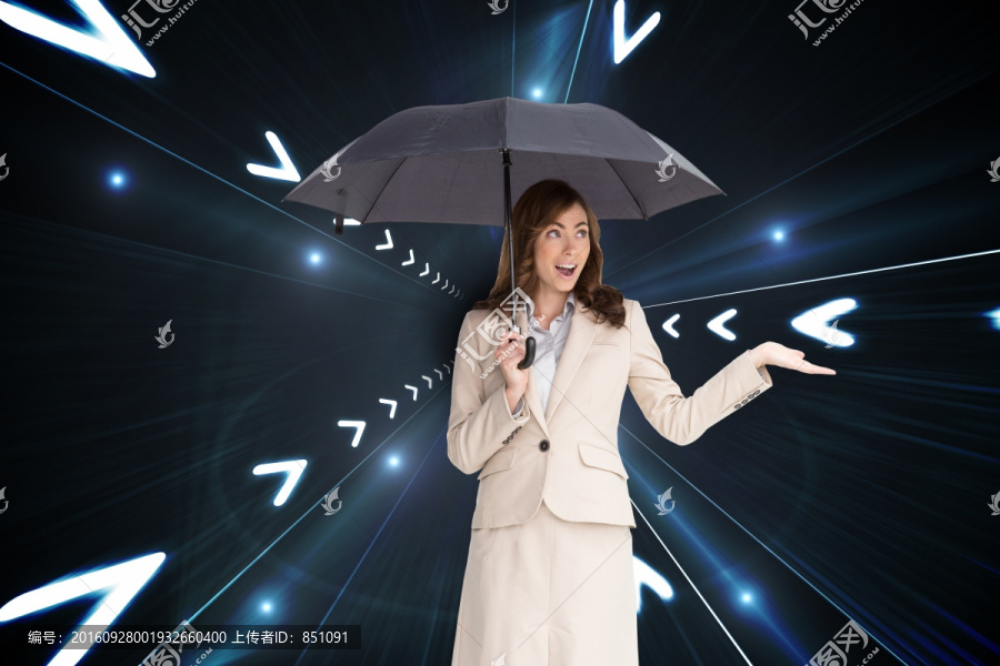 女商人撐著傘的復(fù)合形象