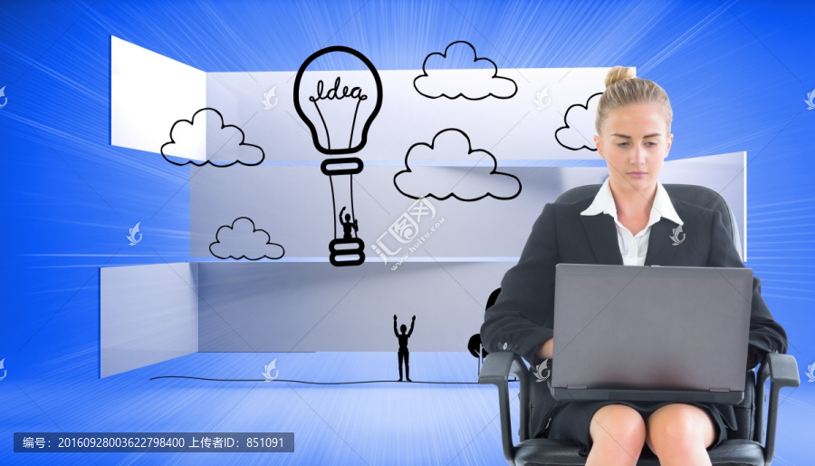 金發(fā)女商人坐在轉(zhuǎn)椅上的復(fù)合圖像