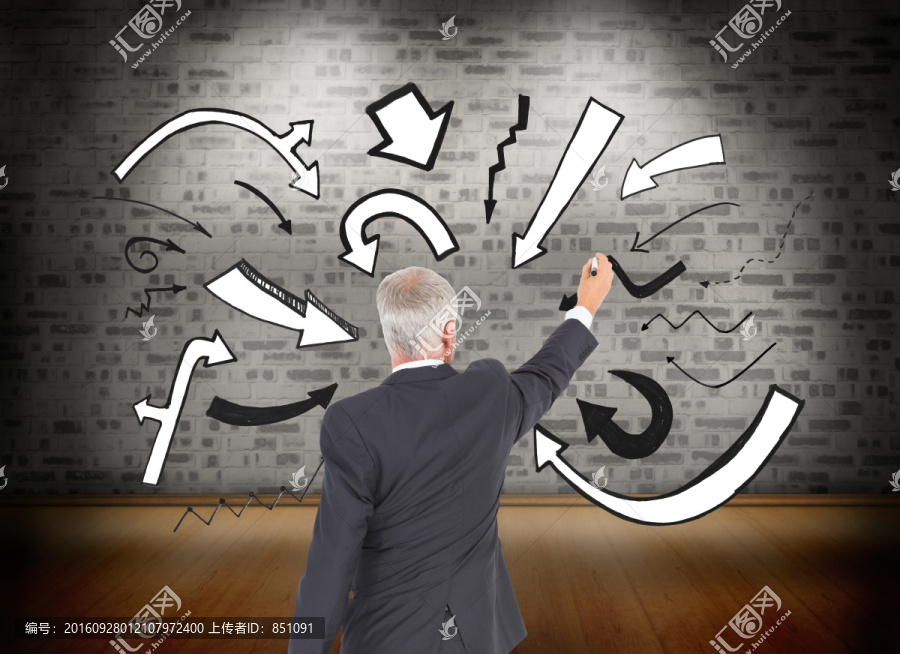 商人指著復(fù)合圖像
