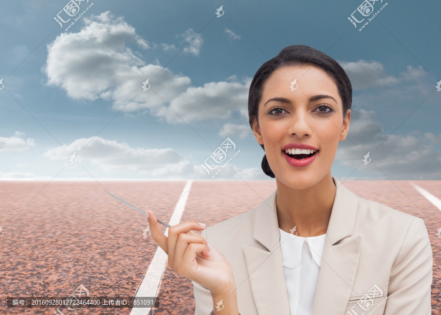 微笑的商人拿著一支筆的復(fù)合圖像
