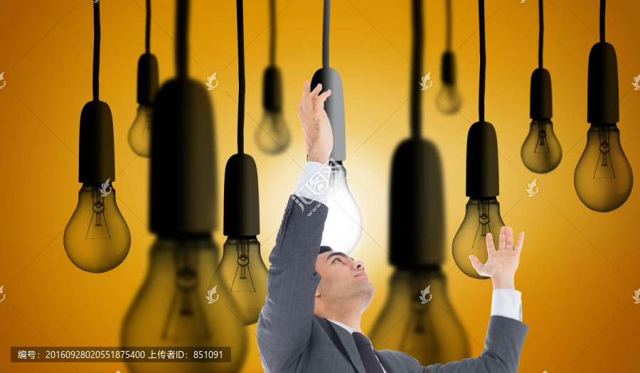 商人高舉著雙手的復(fù)合形象