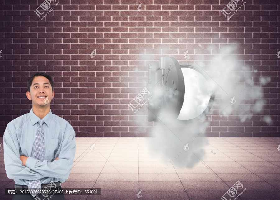 微笑亞洲商人的復合形象