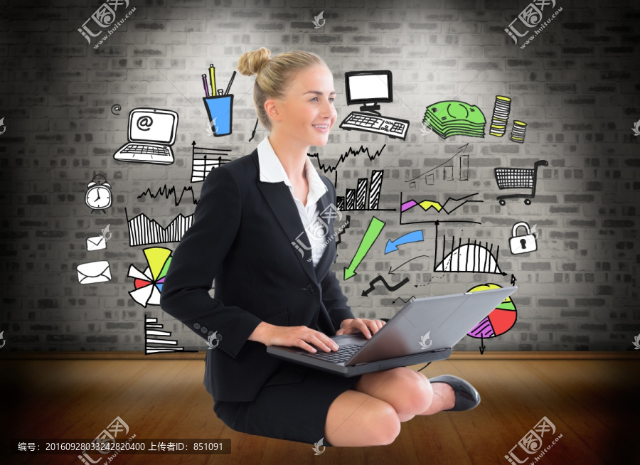 女商人使用筆記本電腦的復(fù)合形象