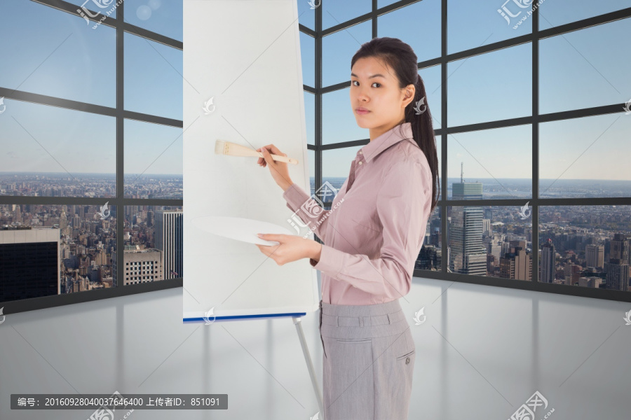 女商人畫畫的復(fù)合形象