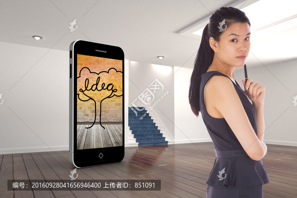 女商人拿著筆的復(fù)合形象