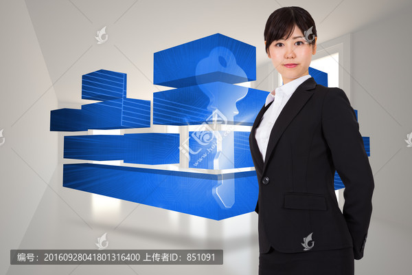 女商人看著鏡頭的復(fù)合形象