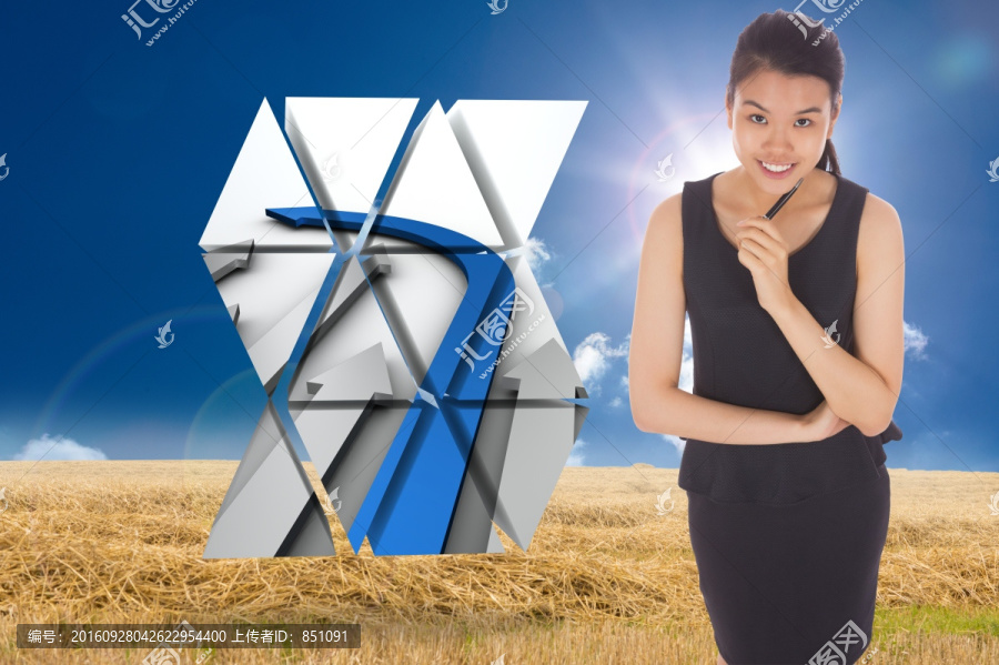 女商人拿著筆的復(fù)合形象