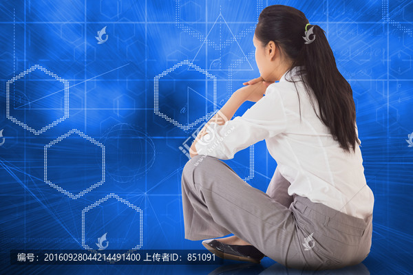 商人盤腿坐在地上的復(fù)合形象