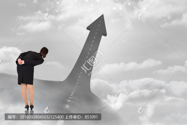 女商人彎著腰的復合形象