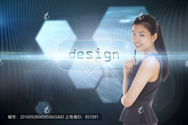 女商人對著鏡頭微笑著的復(fù)合形象