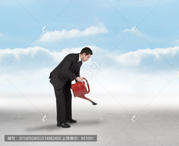 商人拎著灑水壺的復(fù)合形象