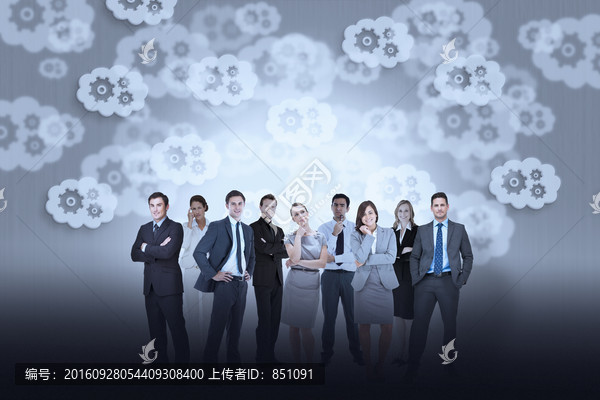 商業(yè)團隊看著鏡頭的復合形象