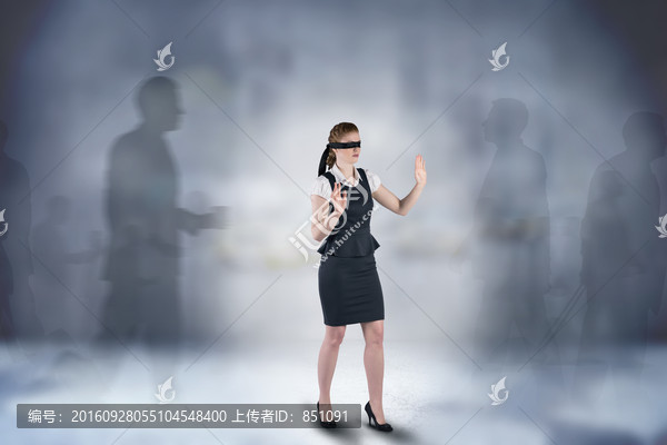 女商人蒙著眼睛的復(fù)合形象