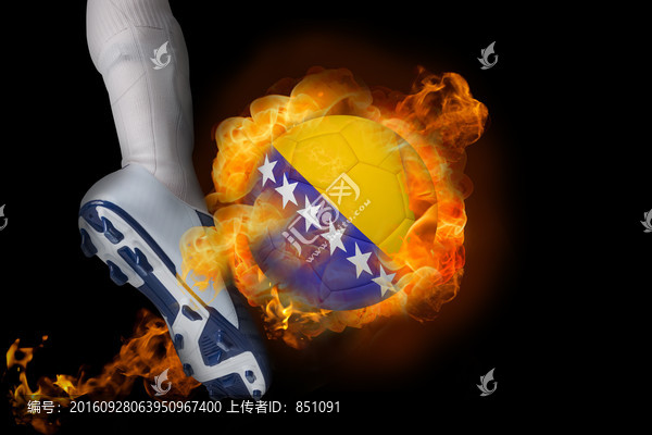 足球運(yùn)動(dòng)員踢球的復(fù)合形象