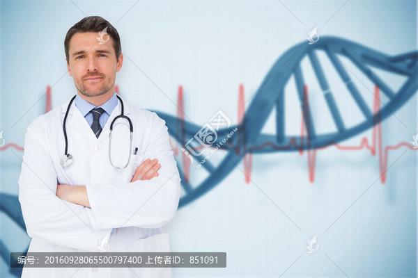 醫(yī)生雙手抱胸的復合形象