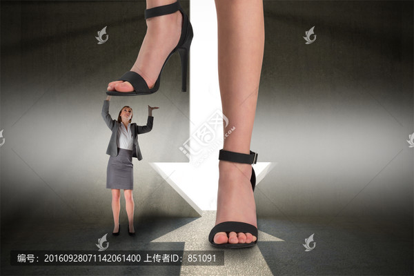 商人抬著腳的復(fù)合形象