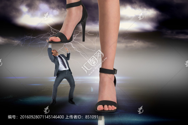 商人抬著腳的復合形象