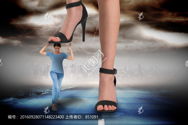 商人抬著腳的復(fù)合形象