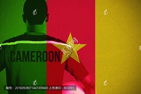 男人背對(duì)著鏡頭的復(fù)合形象