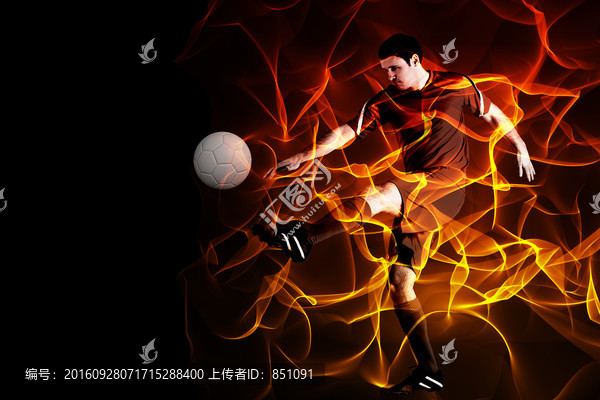 足球運(yùn)動(dòng)員踢球的復(fù)合形象