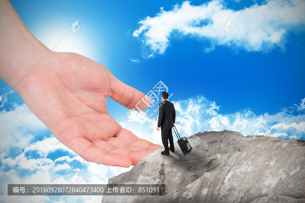 商人拉著手提箱看大手的復(fù)合形象