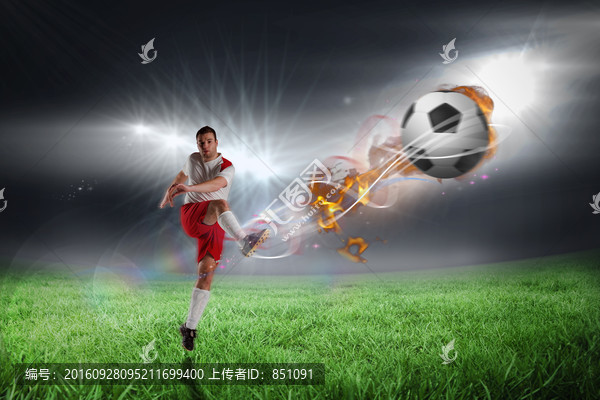 足球運動員踢球的復(fù)合形象