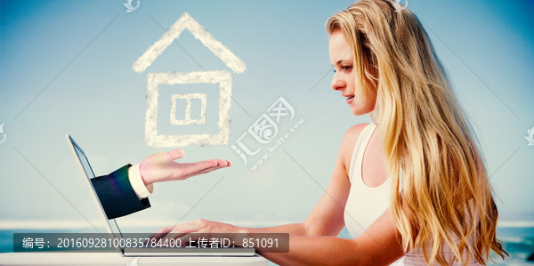 商人使用筆記本電腦的復(fù)合形象