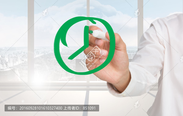 商人拿著筆指著鐘的復(fù)合形象