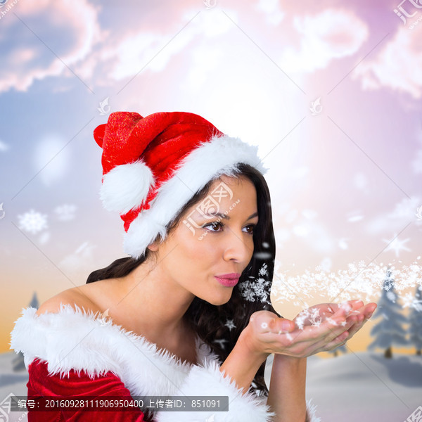 漂亮女人吹著雪花的復(fù)合形象