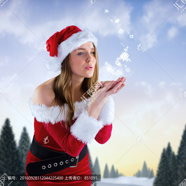 漂亮女人吹氣的復(fù)合形象