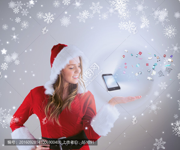 女人穿著圣誕裝的復(fù)合形象