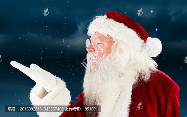 圣誕老人伸出手的復(fù)合形象