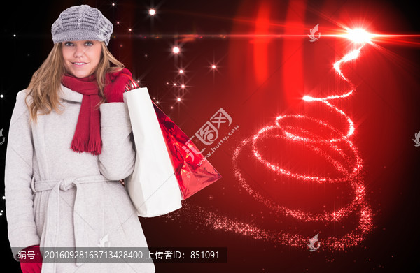 金發(fā)女人拎著購(gòu)物袋的復(fù)合形象
