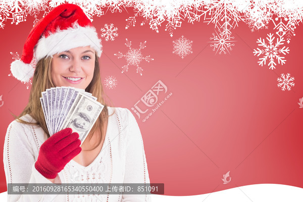 女人微笑著拿著紙幣的復(fù)合形象