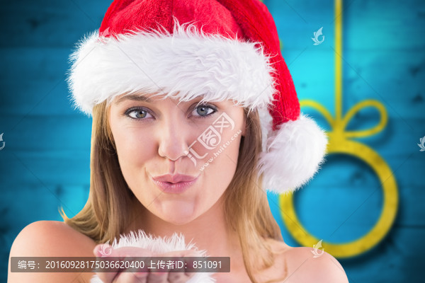 金發(fā)女人戴著圣誕帽的復(fù)合形象