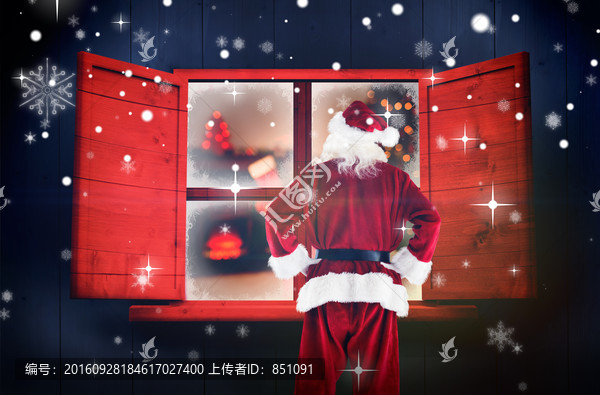 圣誕老人背對(duì)著鏡頭的復(fù)合形象