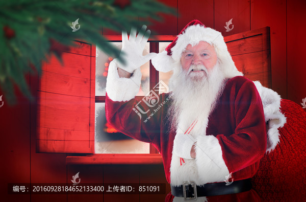 圣誕老人背著袋子的復(fù)合形象