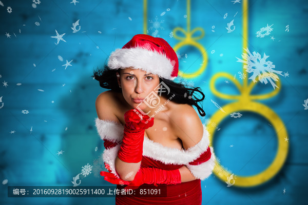 女人穿著圣誕裝的復(fù)合形象