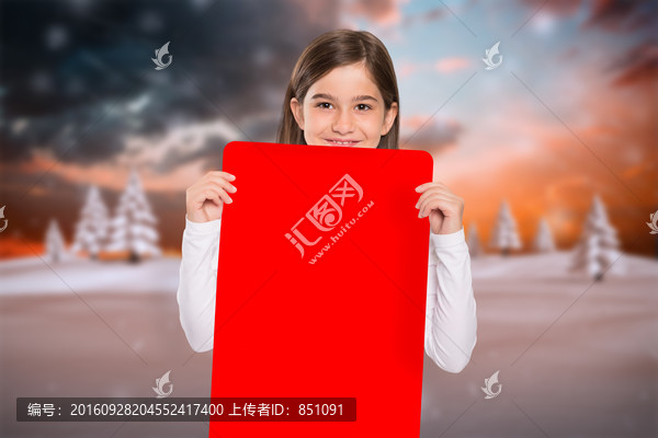 女人拿著裝飾卡的復(fù)合形象